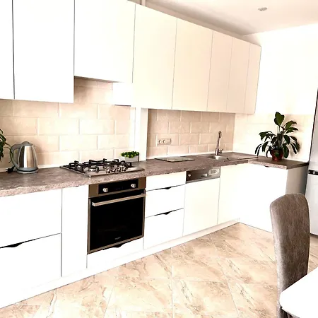 Osapart Pretty At The Complex Great Britain