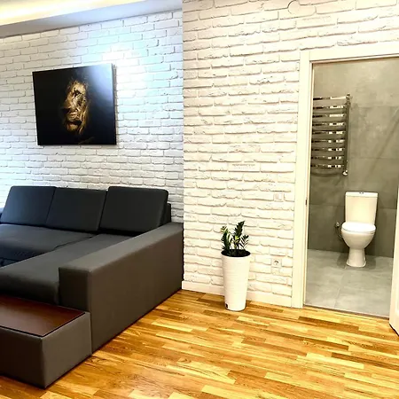 Osapart Pretty At The Complex Great Britain