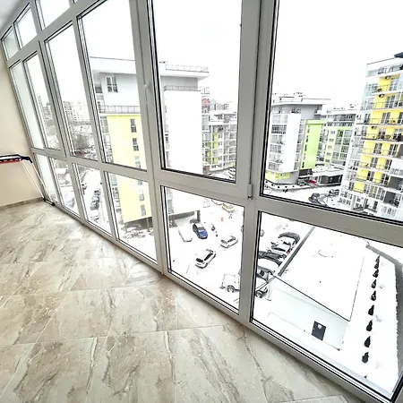 Osapart Pretty At The Complex Great Britain