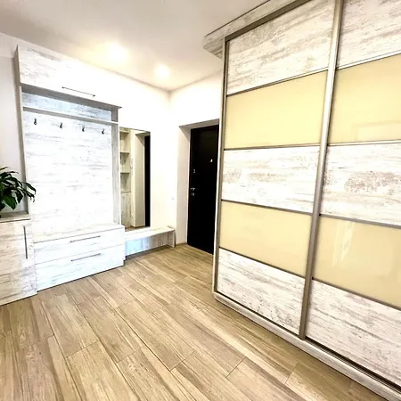 Апартаменти Osapart Pretty At The Complex Great Britain Львів