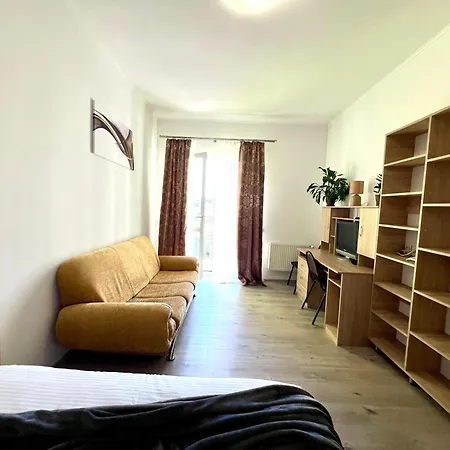 Osapart Pretty At The Complex Great Britain