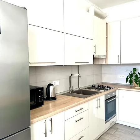 Osapart Pretty At The Complex Great Britain