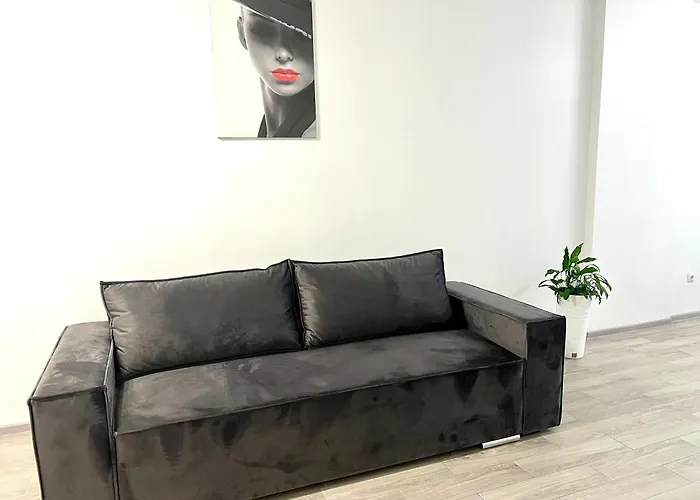 Osapart Pretty At The Complex Great Britain *