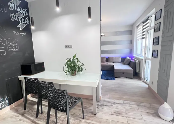 Osapart Pretty At The Complex Great Britain *