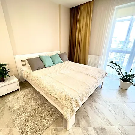 Osapart Pretty At The Complex Great Britain *