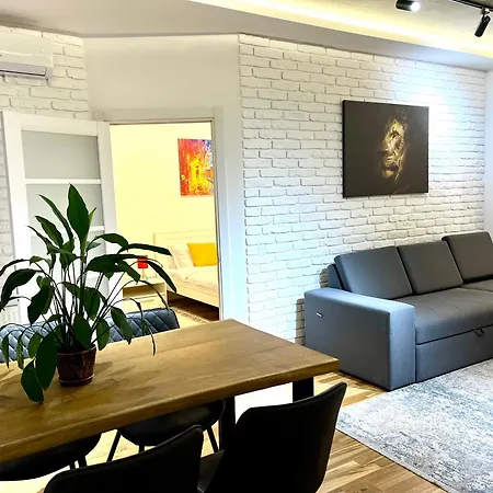 Osapart Pretty At The Complex Great Britain Lviv